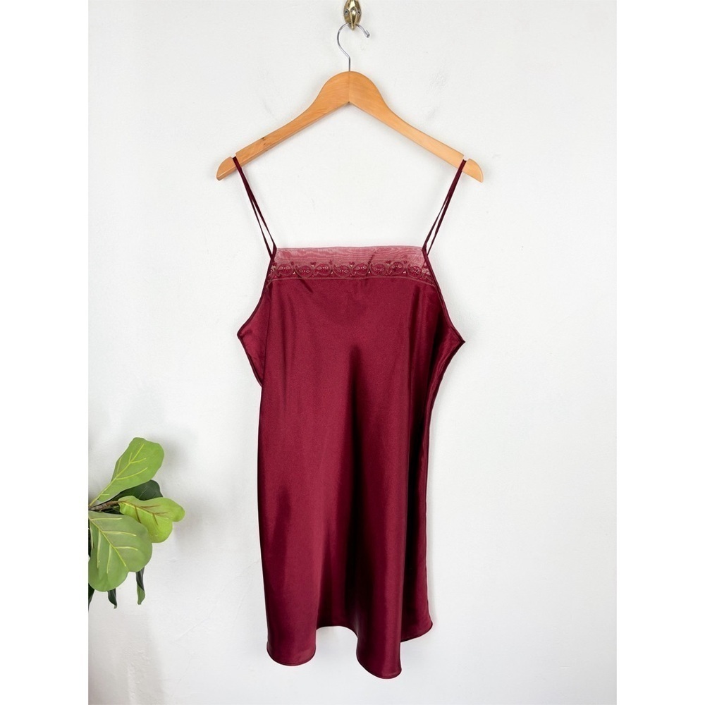 Jaclyn Smith Vintage Y2K Burgundy Paisley Embroidered Satin Slip Dress Sz XL - Picture 1 of 6
